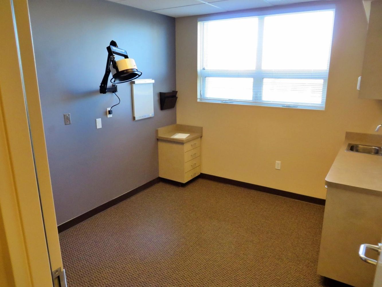 Surgery Center: 2439 Sonoma St, Redding, CA 96001